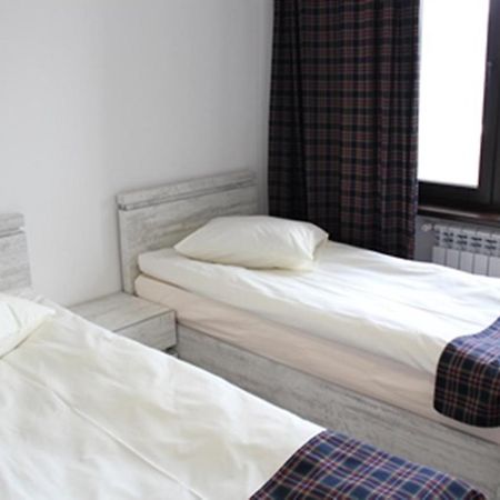 Apartments On Mashtots By Picnic Erevan Esterno foto